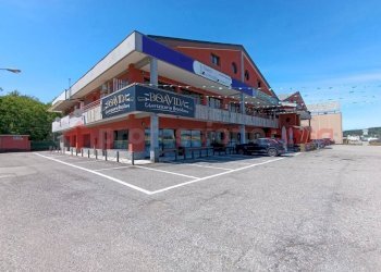 Zona - Stabile - Palazzo via Sempione, Castelletto Sopra Ticino - foto 1