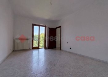 Camera da letto - Villa a Schiera via Baraggia, Castelletto Sopra Ticino - foto 6