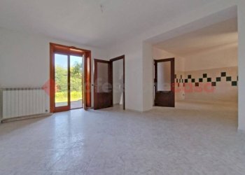 Cucina - Villa a Schiera via Baraggia, Castelletto Sopra Ticino - foto 7