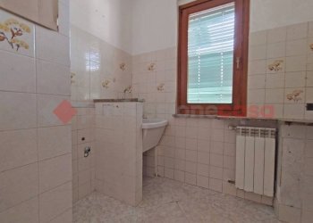 Bagno - Villa a Schiera via Baraggia, Castelletto Sopra Ticino - foto 9