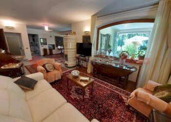 Salone - Villa via lazzaretto, Borgo Ticino - foto 7