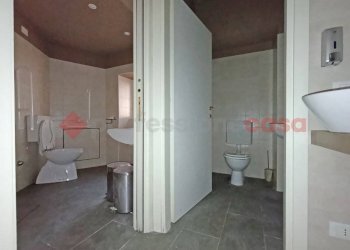 Bagno - Negozio via Matteotti, Arona - foto 16