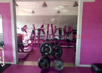 Interno non residenziale - Negozio via oleggio castello, Arona - foto 12