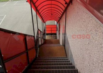 Scala - Negozio via oleggio castello, Arona - foto 15