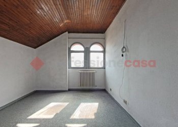 Camera da letto - Villa via Cavour, Nebbiuno - foto 32
