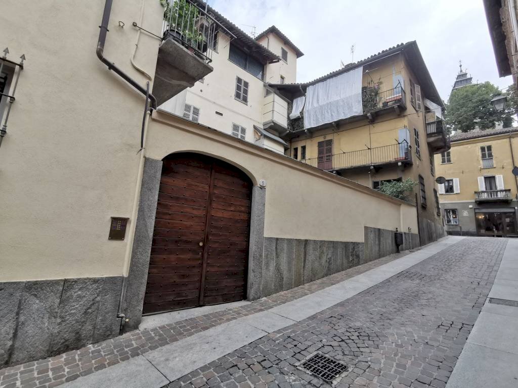 Zona - Four-room apartment via Visca, 5, Chieri - photo 1