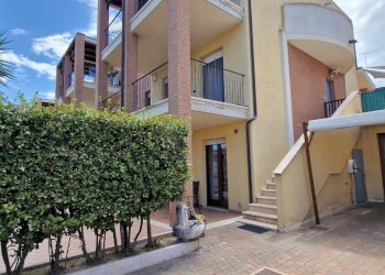 Villa Bifamiliare MONTESILVANO VIA FONTE DELL'ABBAZIA, Montesilvano - foto 9