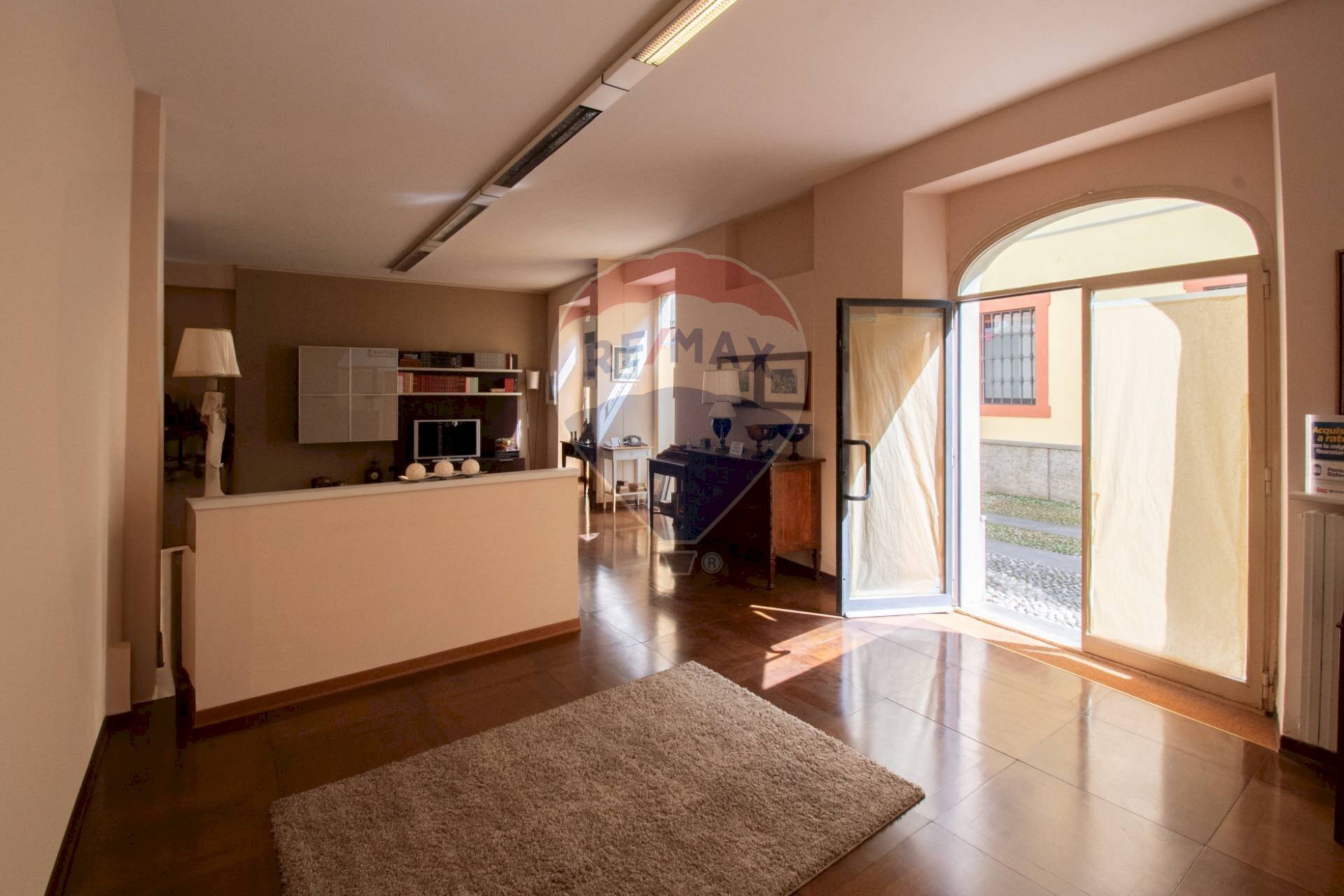 Commercial Premises Via Campo, 32 
 Iseo, Iseo - photo 1