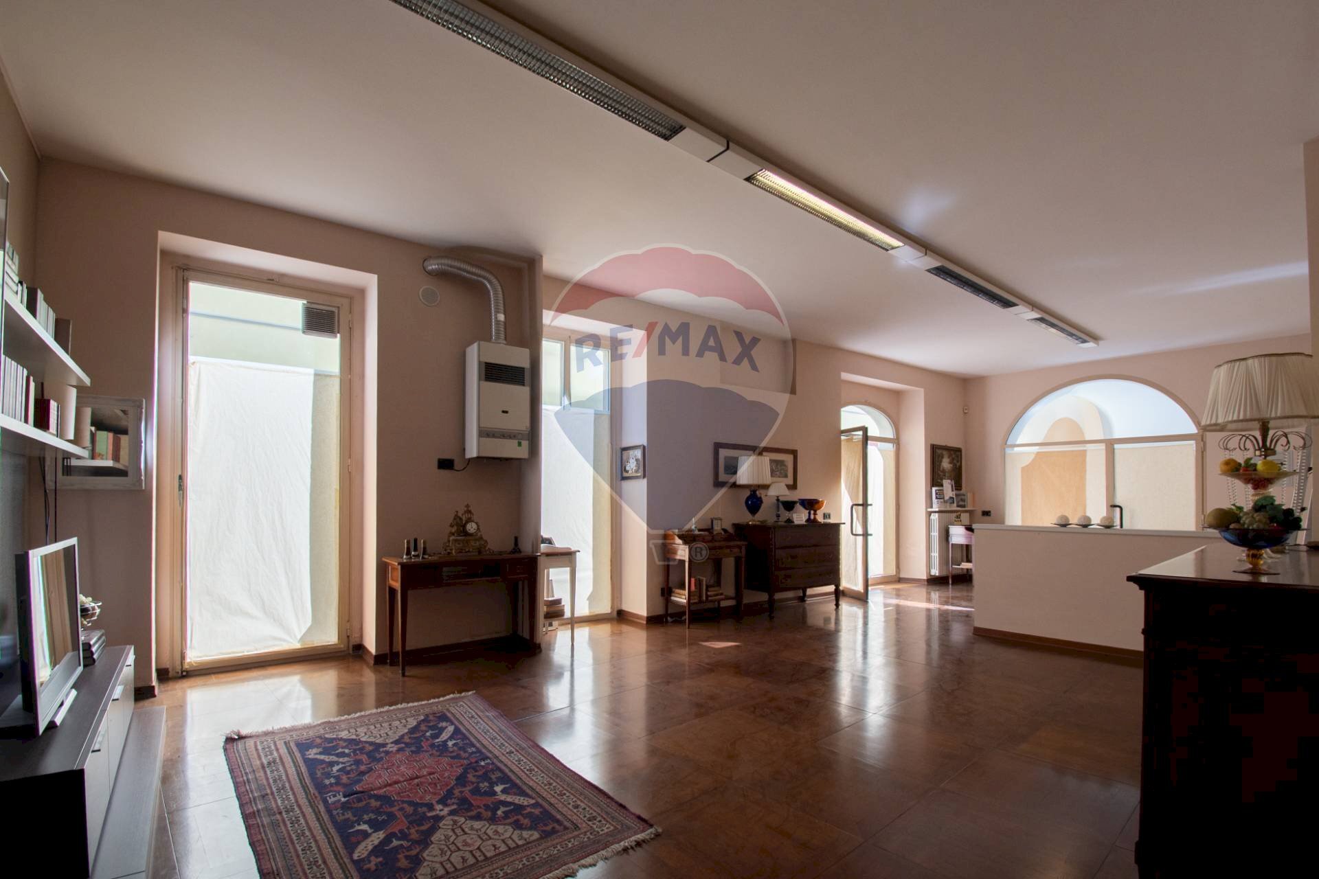 Commercial Premises Via Campo, 32
Iseo, Iseo - photo 3