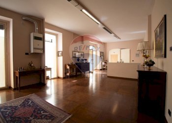 Commercial Premises Via Campo, 32
Iseo, Iseo - photo 7