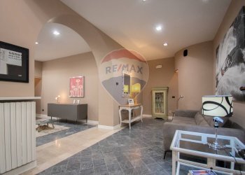 Commercial Premises Via Campo, 32
Iseo, Iseo - photo 3