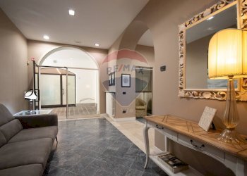 Commercial Premises Via Campo, 32
Iseo, Iseo - photo 15