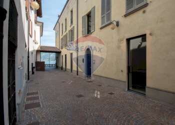 Commercial Premises Via Campo, 32
Iseo, Iseo - photo 22