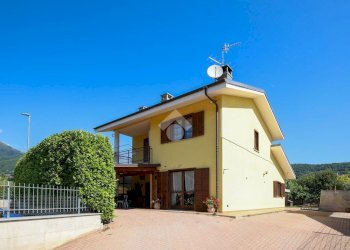 Villa Viale De Amicis, Luserna San Giovanni - foto 1