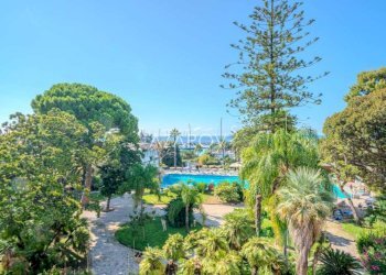 Three-room apartment Sanremo - photo 1