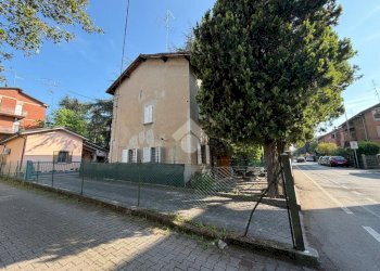 Trilocale Via Antonio Veneri, Reggio nell'Emilia - foto 1