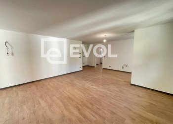 Foto 3 - Trilocale Sella Nevea via Friuli via Friuli
 
3, Chiusaforte - foto 3