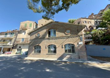 Foto 6 - Villa viale gorizia
 
1, Campofilone - foto 6