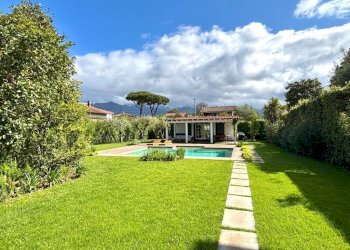 Giardino - Villa via Fratelli Barberi, Forte dei Marmi - foto 7