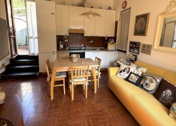 One-room apartment Salita della Resistenza, Genova - photo 11