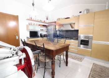 Two-room apartment via Boarolo, 15
Sotto il Monte Giovanni XXIII, Sotto il Monte Giovanni XXIII - photo 13