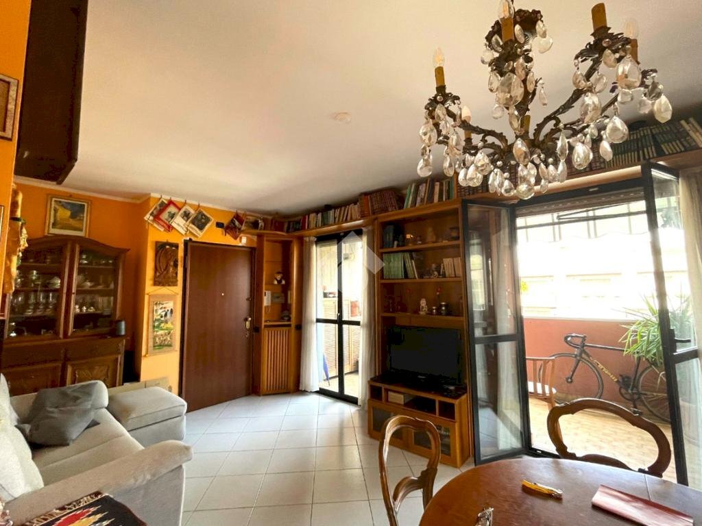 Three-room apartment Via Ovada, Milano (neighborhood Famagosta) - photo 3