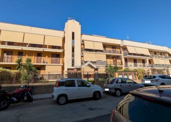 Foto 3 - Quadrilocale VIA LEONARDO SCIASCIA
 
9, Floridia - foto 3