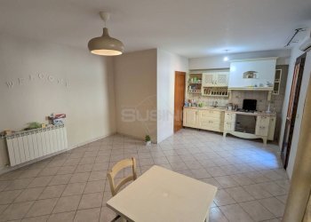 Foto 4 - Quadrilocale VIA LEONARDO SCIASCIA
 
9, Floridia - foto 4