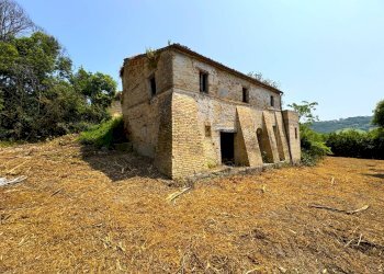 Foto 2 - Rustico Via Mostrapiedi
 
snc, Sant'Elpidio a Mare - foto 2