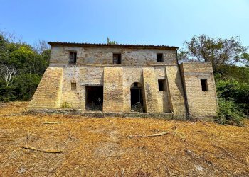 Foto 1 - Rustico Via Mostrapiedi
 
snc, Sant'Elpidio a Mare - foto 1