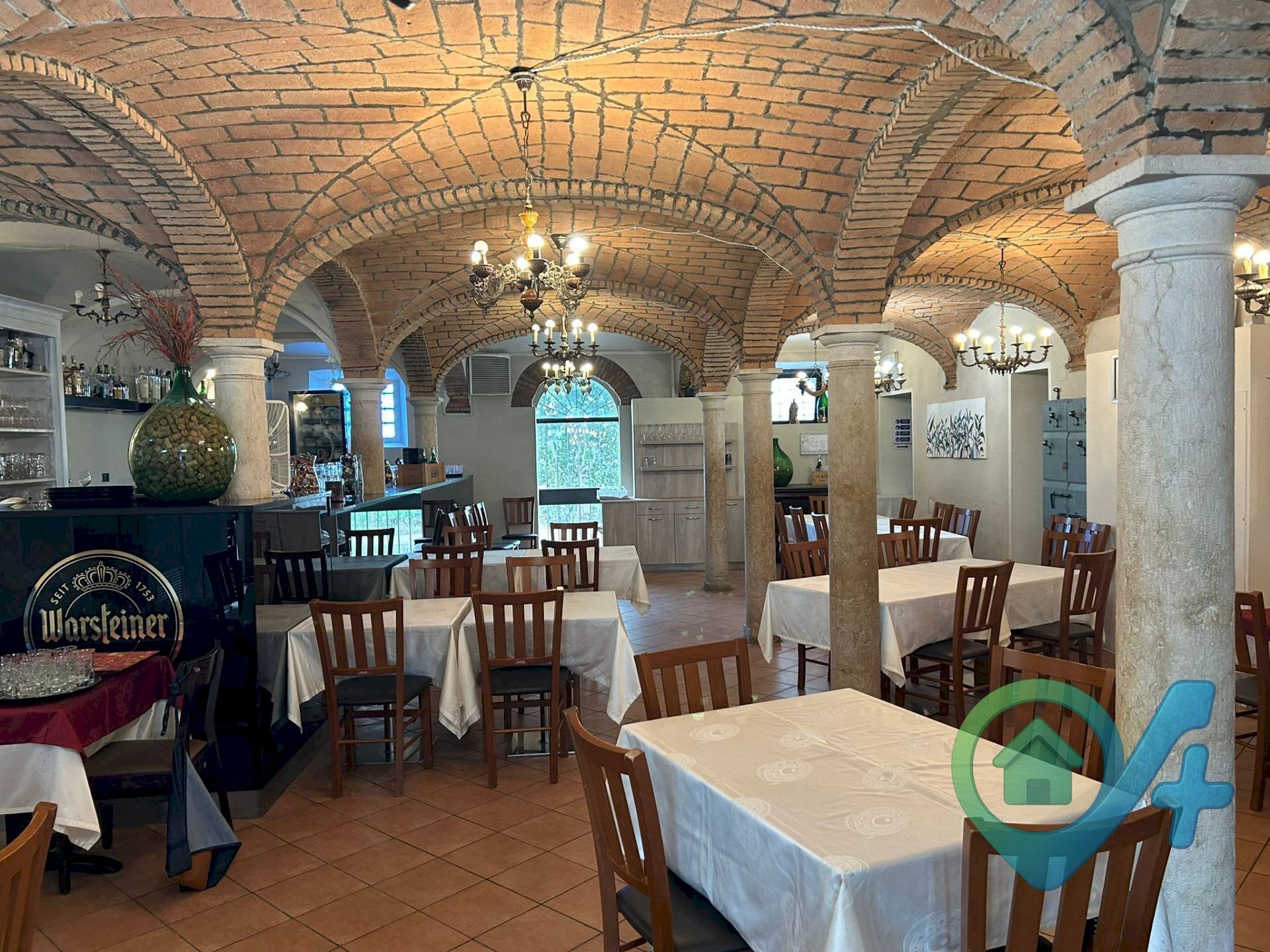 Foto 1 - Commercial Premises Defendi Semeghini
 
25, Quistello - photo 1