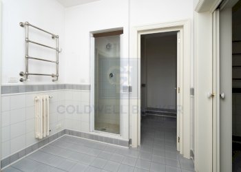 BAGNO - Villa Via Salvo D'Acquisto
11, Gioia del Colle - foto 26