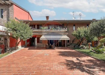 Area esterna uso esclusivo - Casa semi indipendente Arzago d'Adda - foto 6