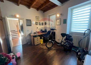 Ufficio - Casa semi indipendente Via Giuseppe Verdi
 
7, Cuvio - foto 13