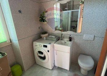 Bagno - Casa semi indipendente Via Giuseppe Verdi
 
7, Cuvio - foto 15