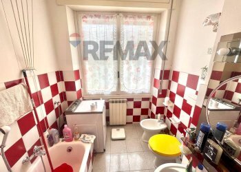 Bagno - Three-room apartment Via Ernesto Tentori
 
1, Duno - photo 8