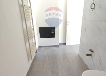 Bagno - Villa a Schiera Via Cascine
 
10, Montegrino Valtravaglia - foto 16