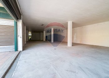 Parcheggio - Locale Commerciale Via Salaria
 
219 B, Monterotondo - foto 4