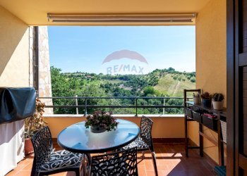 Balcone - Villa Valle Ioro, Castelnuovo di Porto - foto 12