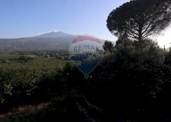 Vista delle montagne - Terreno agricolo contrada rausa
 
11, Castiglione di Sicilia - foto 16