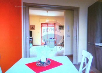 Sala da pranzo - Trilocale via Leonardo da Vinci
 
56 A, Acireale - foto 3