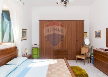 Camera / camera da letto - Villa contrada valle giumarra, Niscemi - photo 25