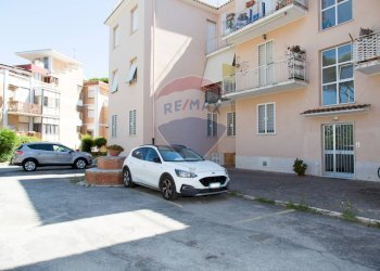 Edificio all\'aperto - Quadrilocale Via Ninfa
 
7, Anzio - foto 9