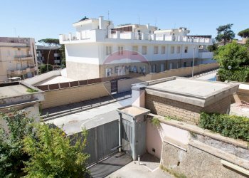 Edificio all\'aperto - Quadrilocale Via Ninfa
 
7, Anzio - foto 21