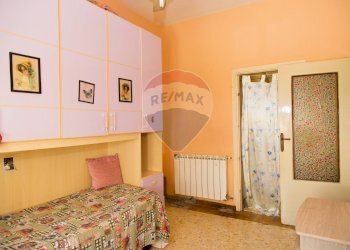 Camera / camera da letto - Quadrilocale Via Ninfa
 
7, Anzio - foto 31