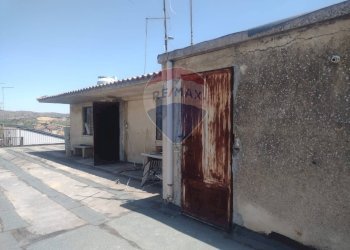 Terrazza - Quadrilocale Via G.ppe Alongi
 
5, Mirabella Imbaccari - foto 22