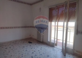 Stanza vuota - Quadrilocale Via G.ppe Alongi
 
5, Mirabella Imbaccari - foto 9