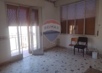 Stanza vuota - Quadrilocale Via G.ppe Alongi
 
5, Mirabella Imbaccari - foto 13