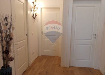 Hall / corridoio - Quadrilocale Piombino - foto 11