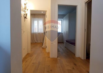 Hall / corridoio - Quadrilocale Piombino - foto 21